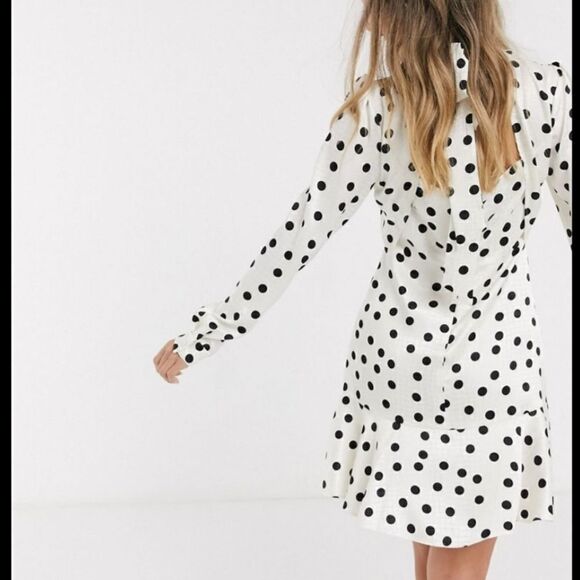 Style Cheat Cream and Black Polka Dot Skater LongSleeve Dress Sz 6 - Picture 2 of 9